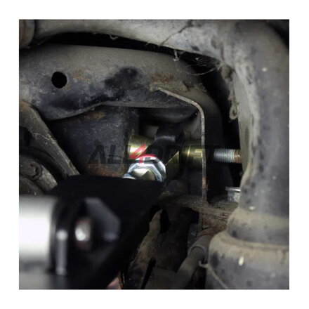 Bracci posteriori superiori regolabili con Snodo Uniball per BMW E36 / E46 con supporto stabilizzatrice