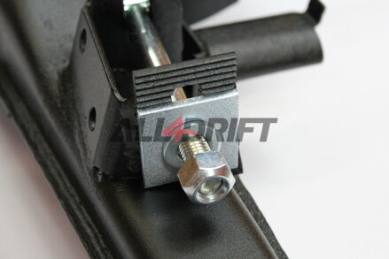 Regolazione di campanatura e convergenza dell'asse posteriore e21/e30/e34/e36 KOMPAKT mod. 2