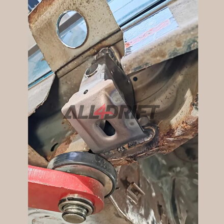 Opravu zvedacích bodů BMW E36 1ks 